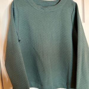 Women’s Plus Green Textured Long Sleeve Top